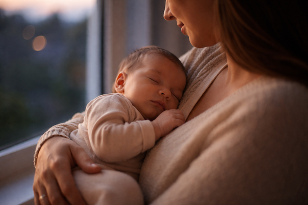 Baby schläft nicht ein? 7 sanfte Wege, die wirklich helfen (ohne Schreien lassen)